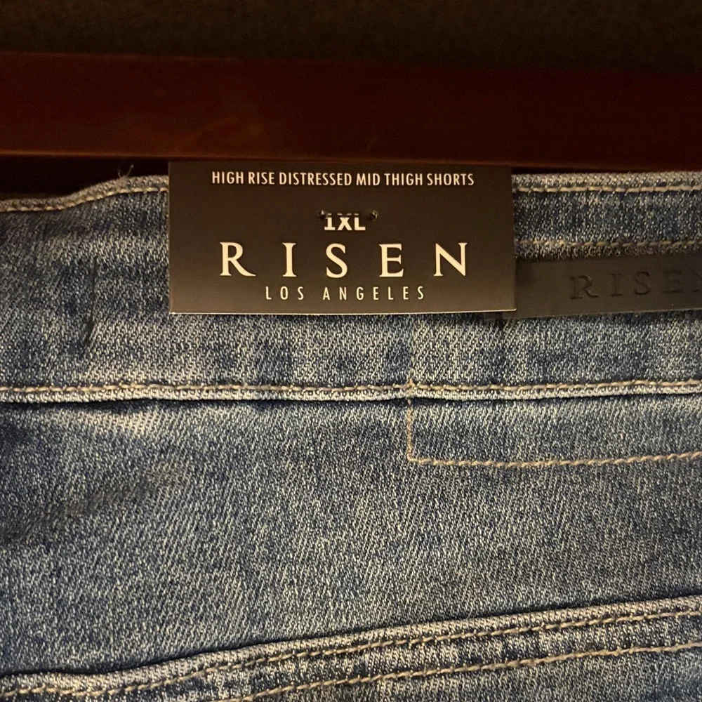 Risen Women's Frayed Hem Denim Shorts - Dark Blue - Picture 3 of 4